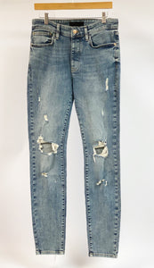 Men's Distressed Jeans Item #222
